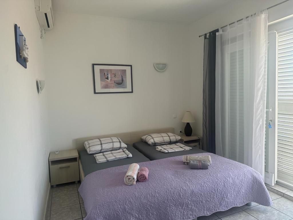 Marina Apartmani Tisno Murter Exterior photo