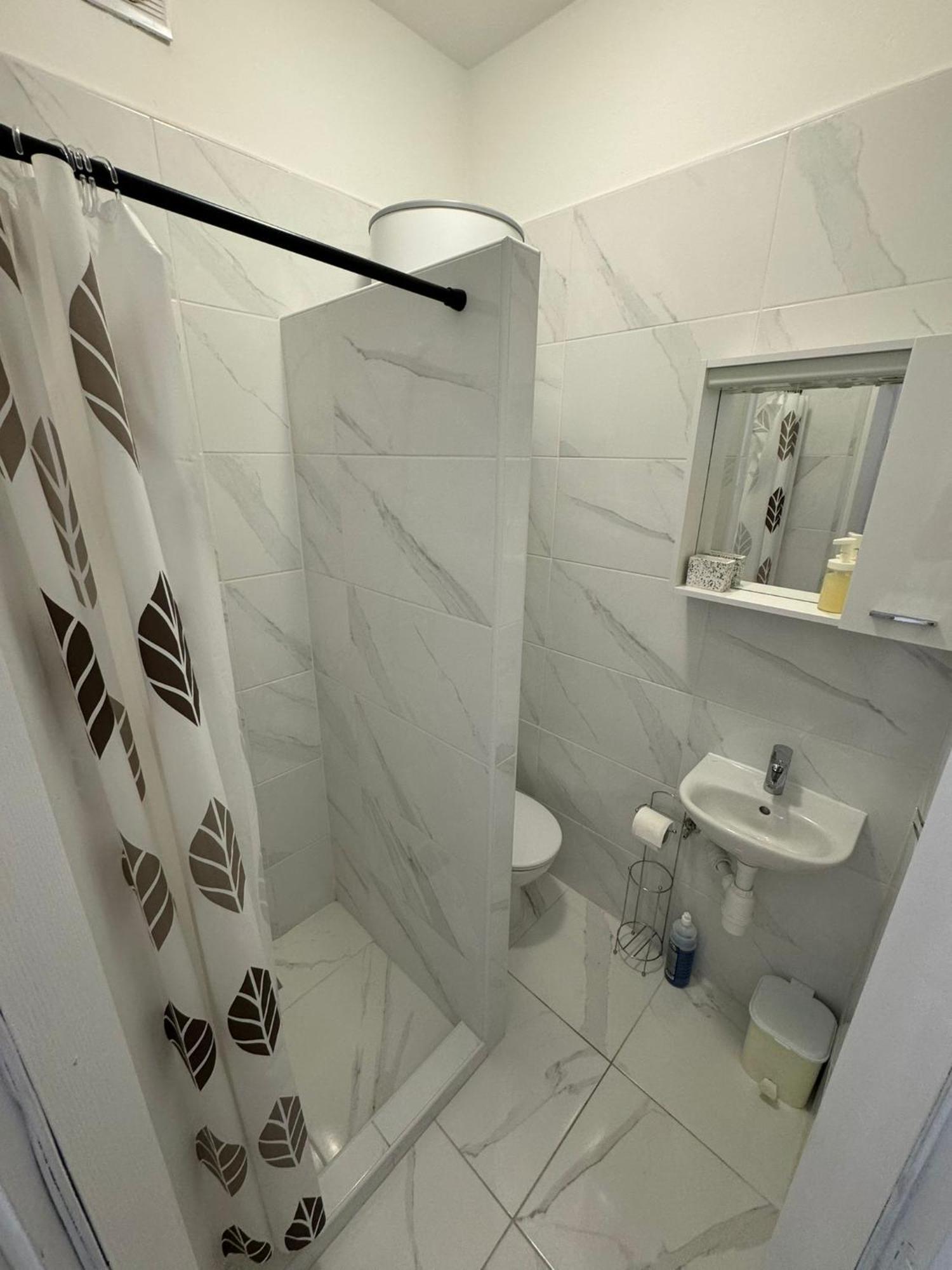 Marina Apartmani Tisno Murter Exterior photo